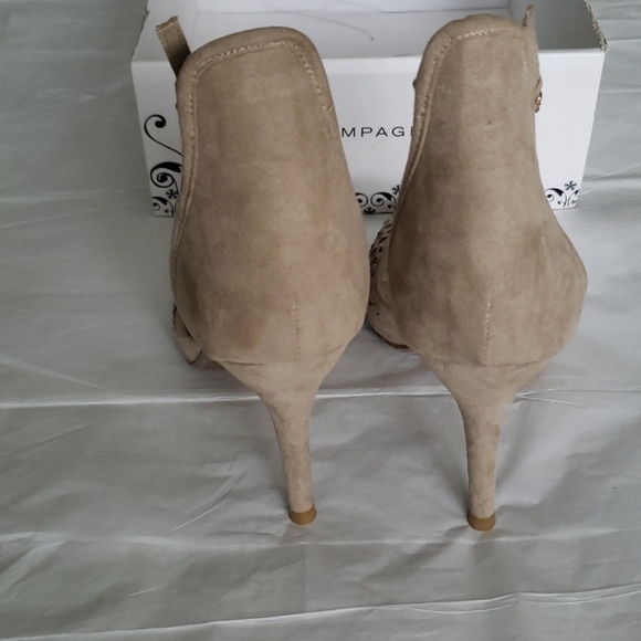 RAMPAGE Jewel Rhinestone Stud CutOut Pump NEW Ankle Strap Heels Women's - Picture 11 of 12